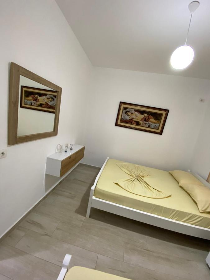 Hotel Andrea Sarandë 외부 사진