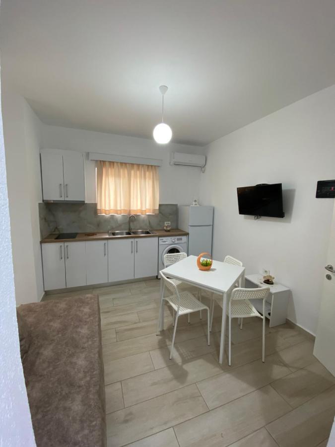 Hotel Andrea Sarandë 외부 사진
