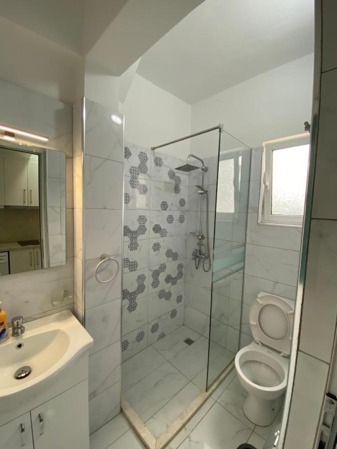 Hotel Andrea Sarandë 외부 사진