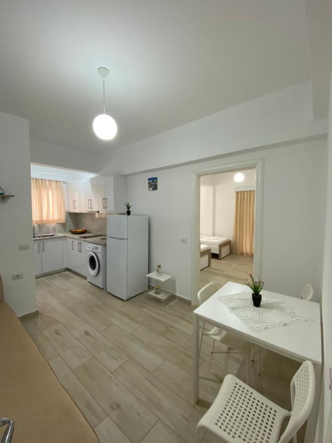 Hotel Andrea Sarandë 외부 사진