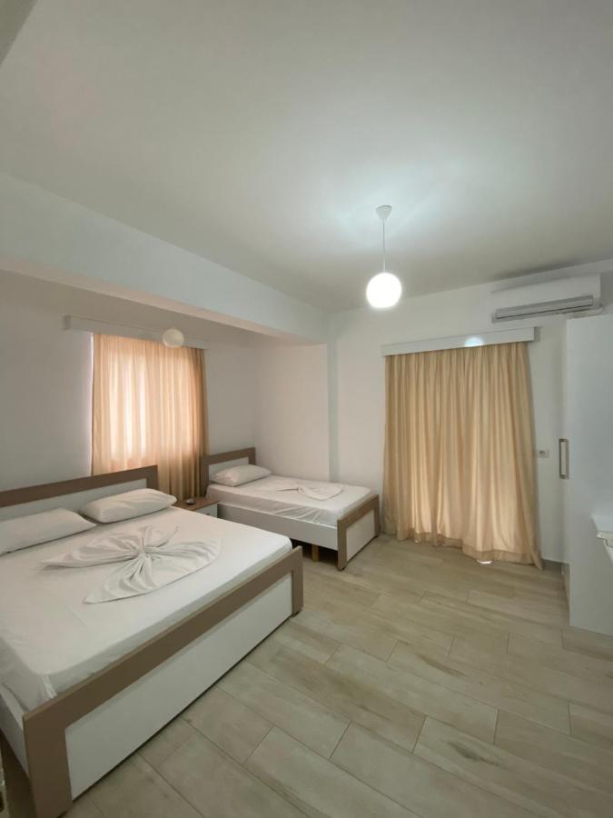 Hotel Andrea Sarandë 외부 사진