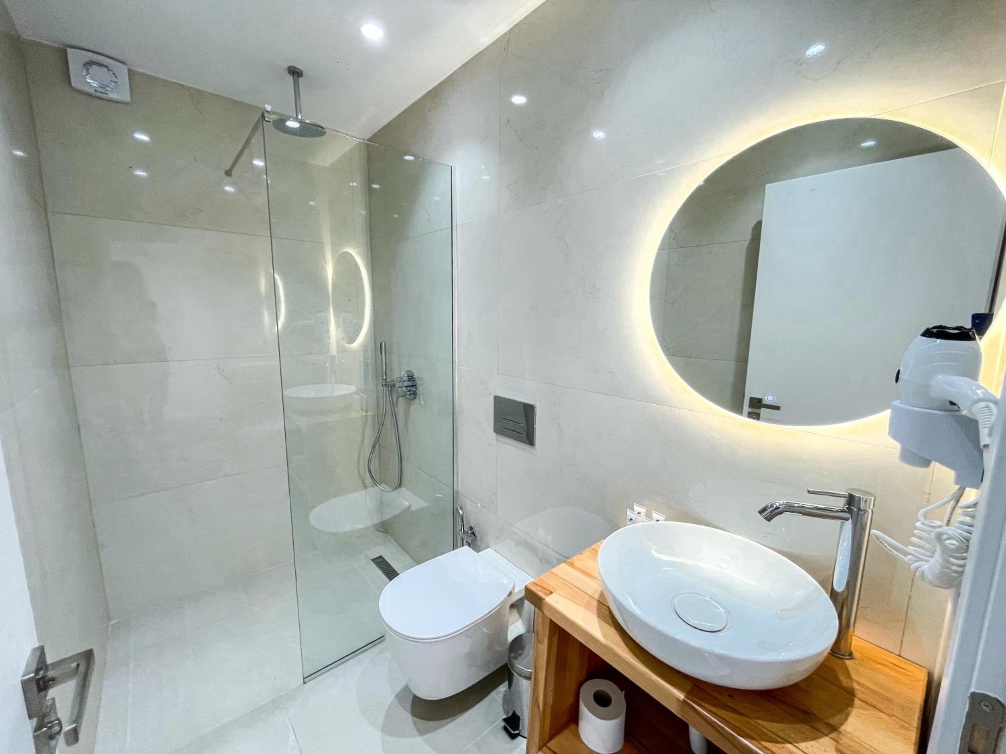 Hotel Andrea Sarandë 외부 사진