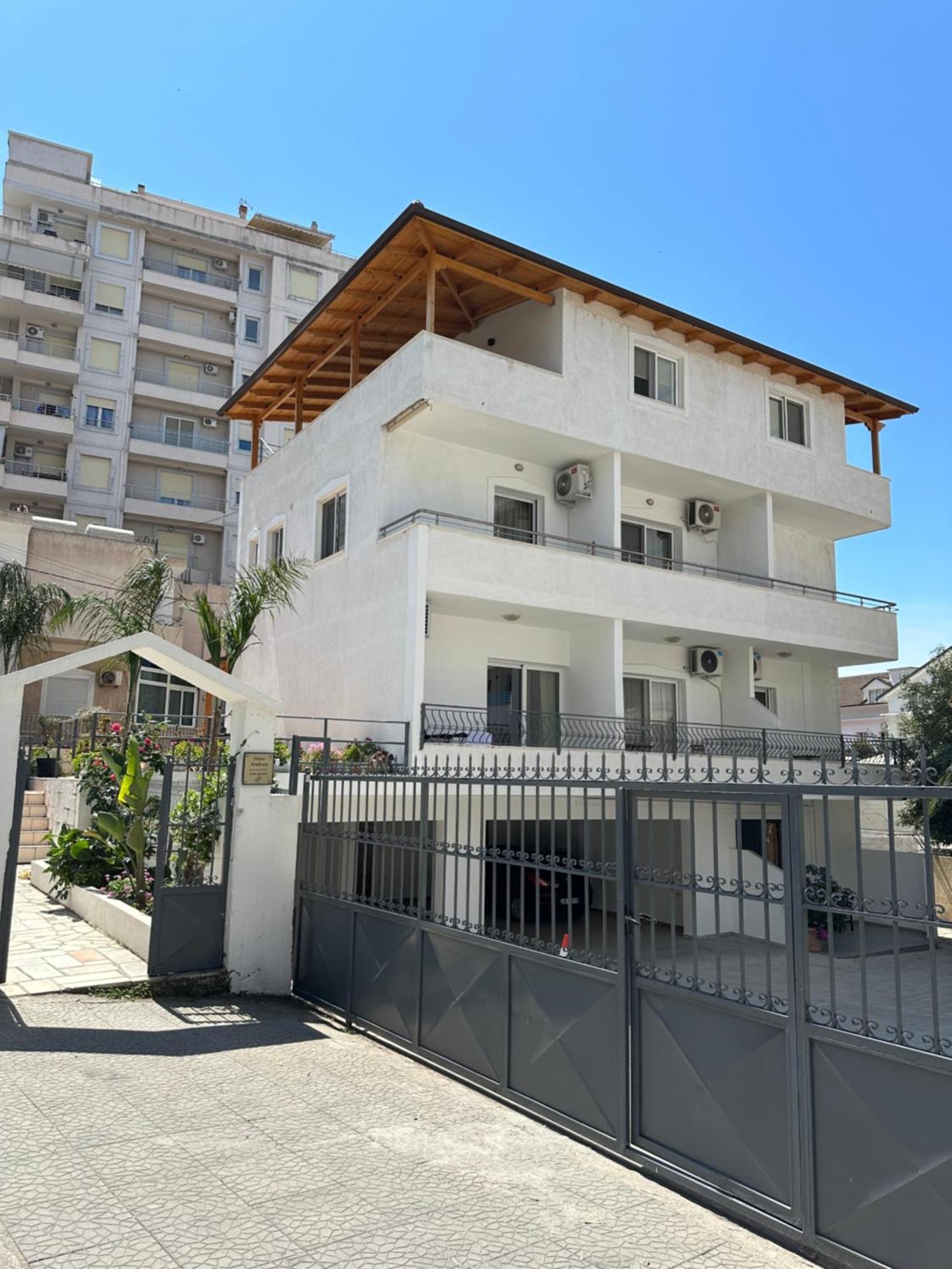 Hotel Andrea Sarandë 외부 사진